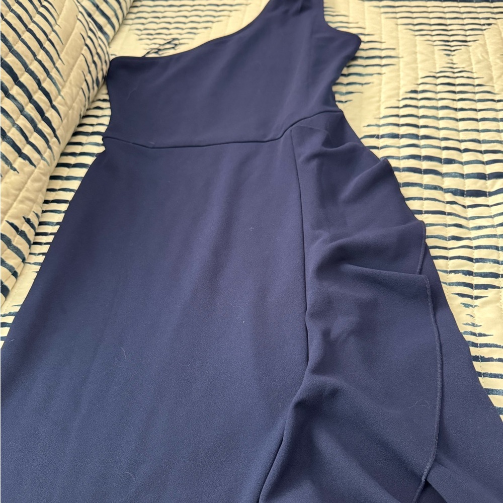 Elegant Navy Blue One-Shoulder Dress